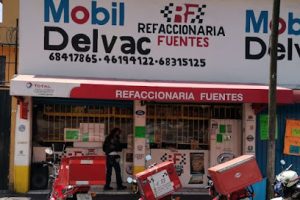 Refaccionaria Fuentes en Gustavo A. Madero