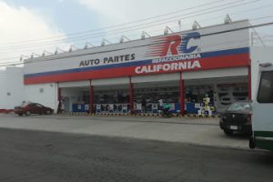 Refaccionaria California (Av. Tlahuac) en Tláhuac