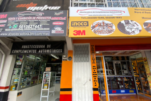 Abastecedora de Complementos Automotrices S.A. de C.V. en Naucalpan de Juárez