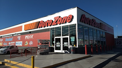 AutoZone Refacciones (Av Fedor Dostoyevzki) en Chihuahua