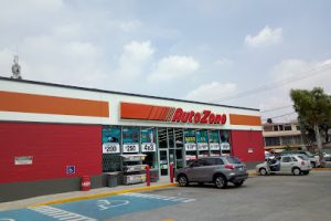 AutoZone Refacciones (Calz. de Las Armas) en Naucalpan de Juárez