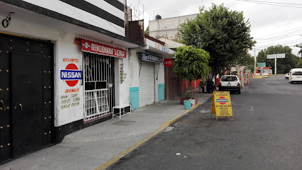 Refaccionaria Nissan Luzaka en Naucalpan de Juárez