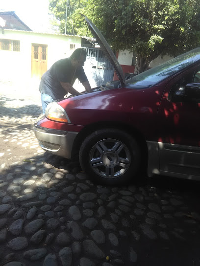 Servicio Autoelectrico y Refacciones Automotrices Ochoa en Tecomán