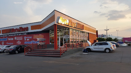 AutoZone Refacciones (Calz La Huerta) en Morelia