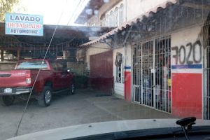 Refaccionaria La Azulita en San Pedro Tlaquepaque