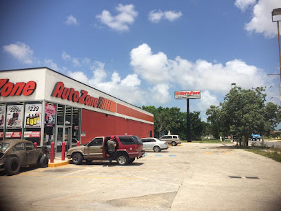 AutoZone Refacciones (Av. 20 De Niviembre) en Cancún