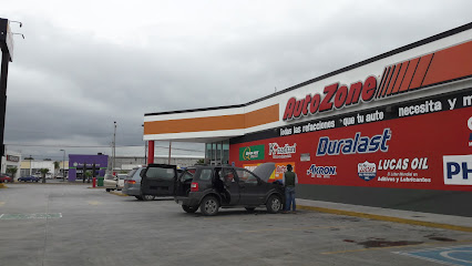 AutoZone Refacciones (Av. Acceso Nte. 352) en San Luis Potosí
