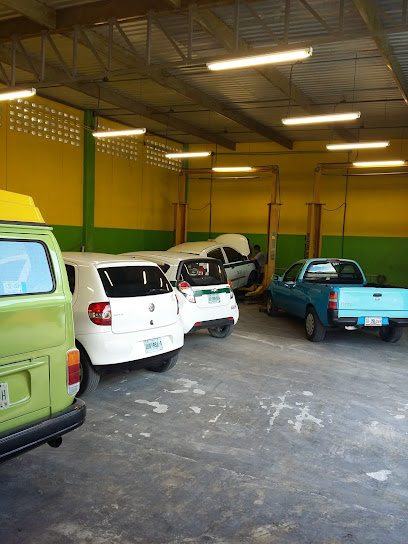 Refaccionaria El Caminante en Cancún