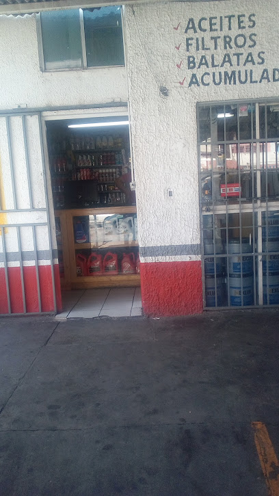 Refaccionaria Estevez en Nogales